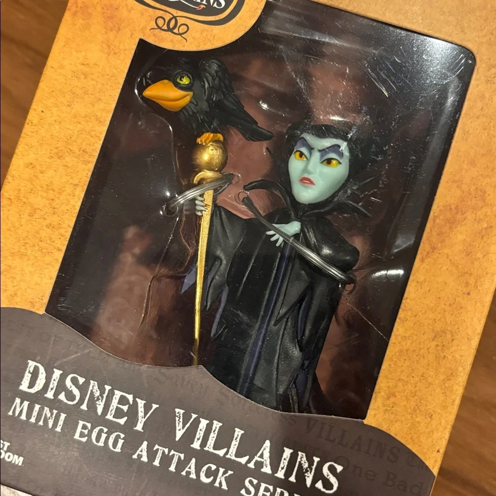 🌸 NIB Beast Kingdom Disney Villains Mini Egg Attack Maleficent Vinyl Figurine - Picture 5 of 5